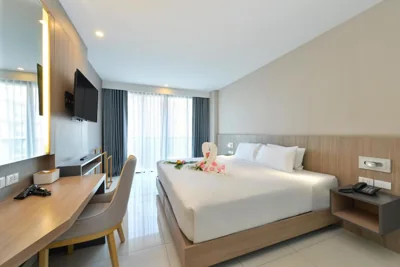 Deluxe Double Room with Balcony — Grace Patong Hotel
