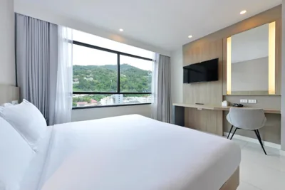 Superior King Room No Balcony — Grace Patong Hotel